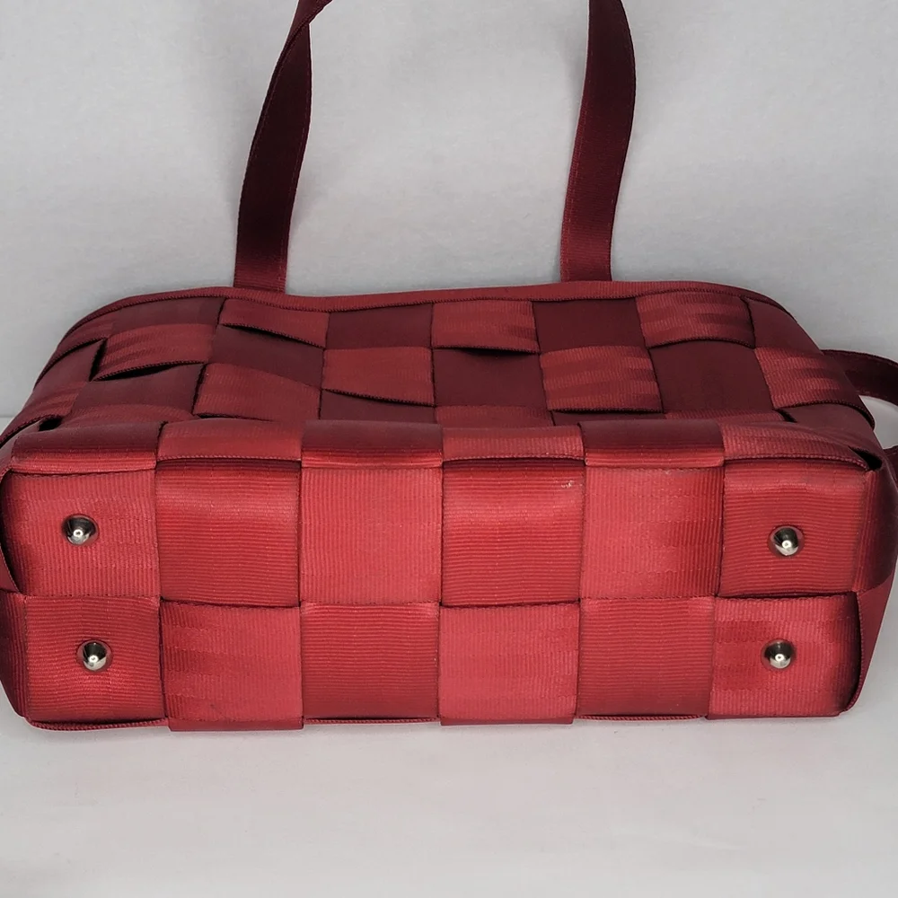 Harveys handbag design